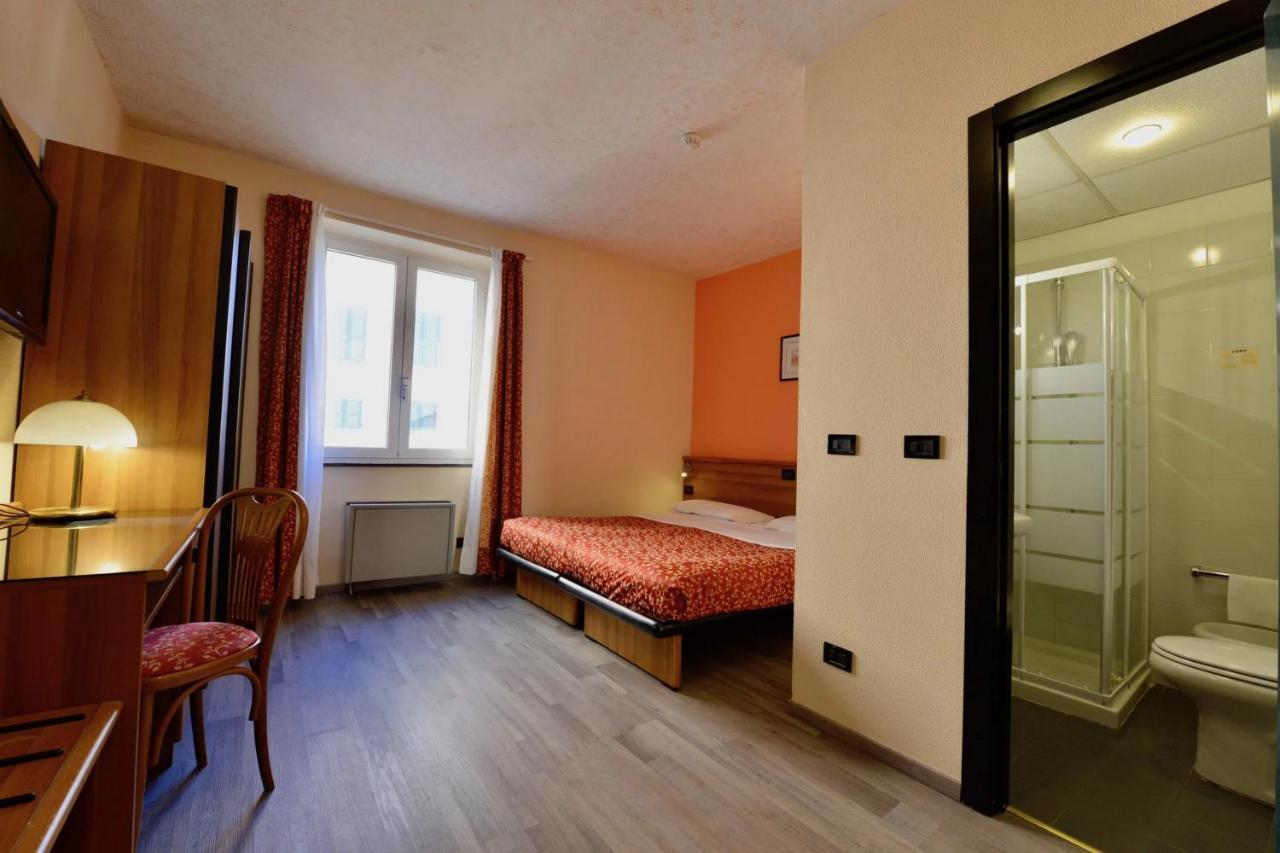 Hotel Europa Genua Zewnętrze zdjęcie